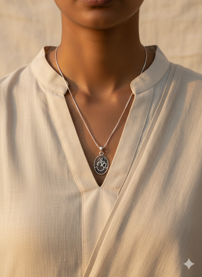 Universal Sound Neckpiece